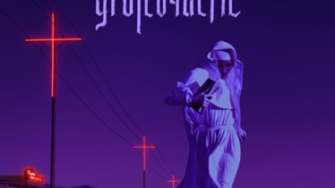 GROTESQUERIE I La nouvelle série FX écrite et créée par Ryan Murphy arrivera en France sur Disney+ le 13 novembre