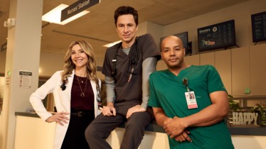 SCRUBS I LA BROMANCE LÉGENDAIRE REPREND DU SERVICE DÈS LE 15 AVRIL SUR DISNEY+