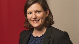 Intervention de Adeline Grandchamp-Desraux sur la table ronde "Le premier contact : poser les fondations d'une relation durable" lors du Next Insurance 2026