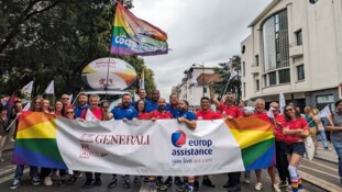 Generali France renouvelle son partenariat avec le club de rugby inclusif Les Coqs Festifs