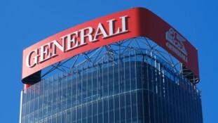 Ingénieure IA chez Generali : le parcours et les conseils d'Hind pour oser la tech