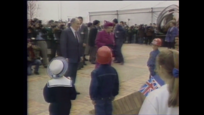 08 - Unveiling of a commemorative plaque – 6 May 1994 at the Eurotunnel terminal in Coquelles, 13:15 (French time)
