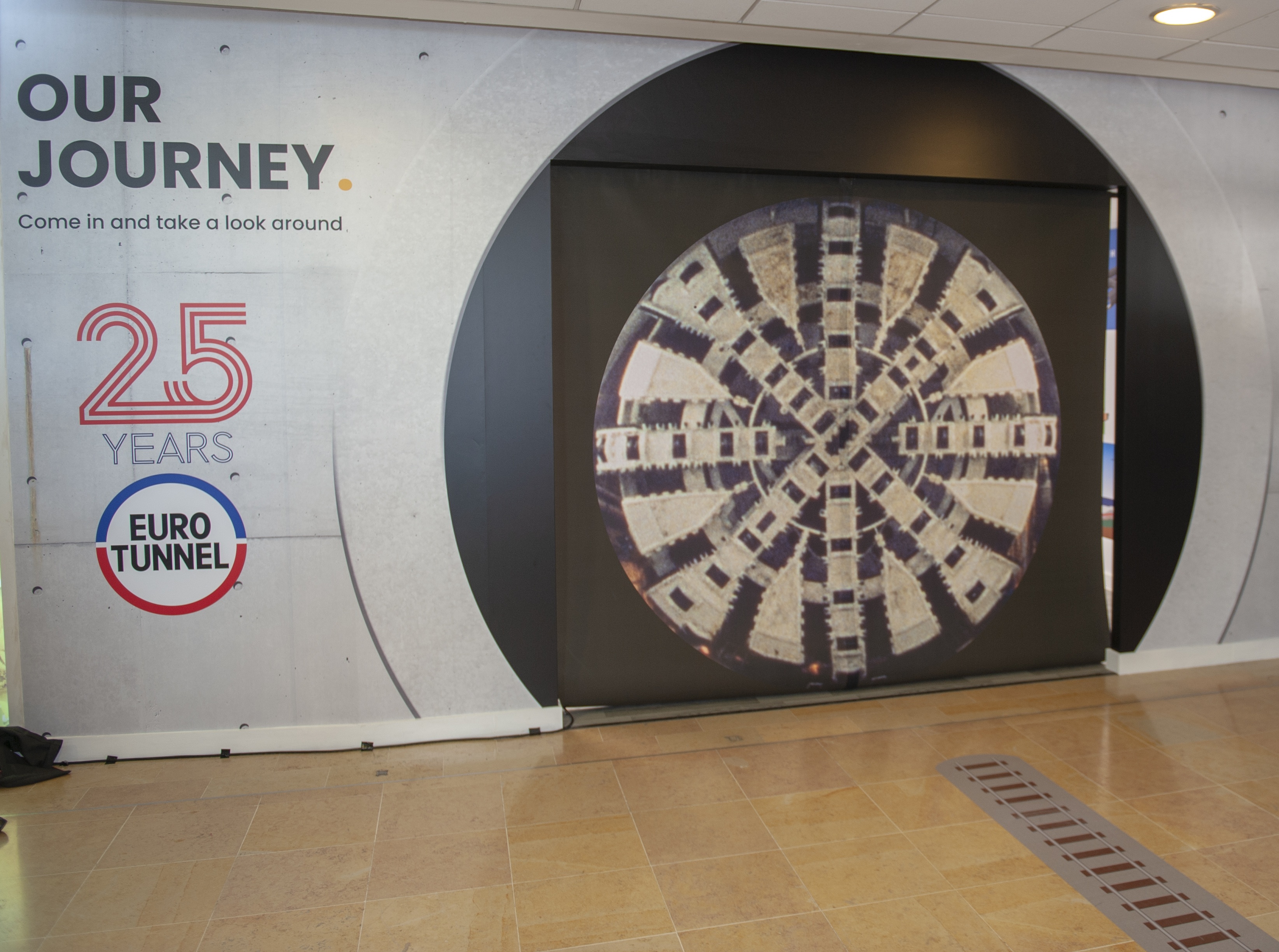 Eurotunnel inaugure son « history room » sur son terminal de Folkestone