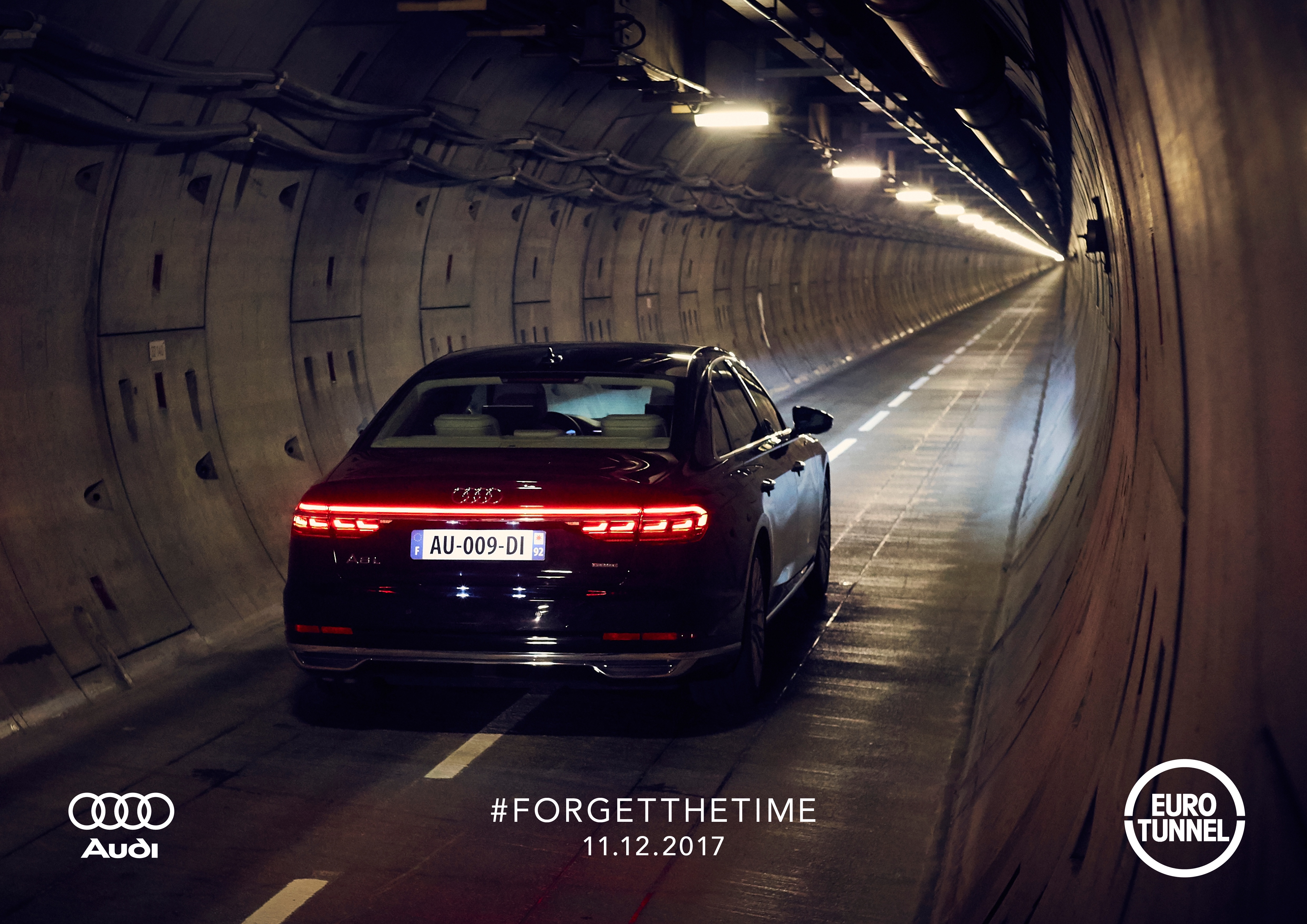 10 Audi A8 traversent la Manche par le Tunnel de service
