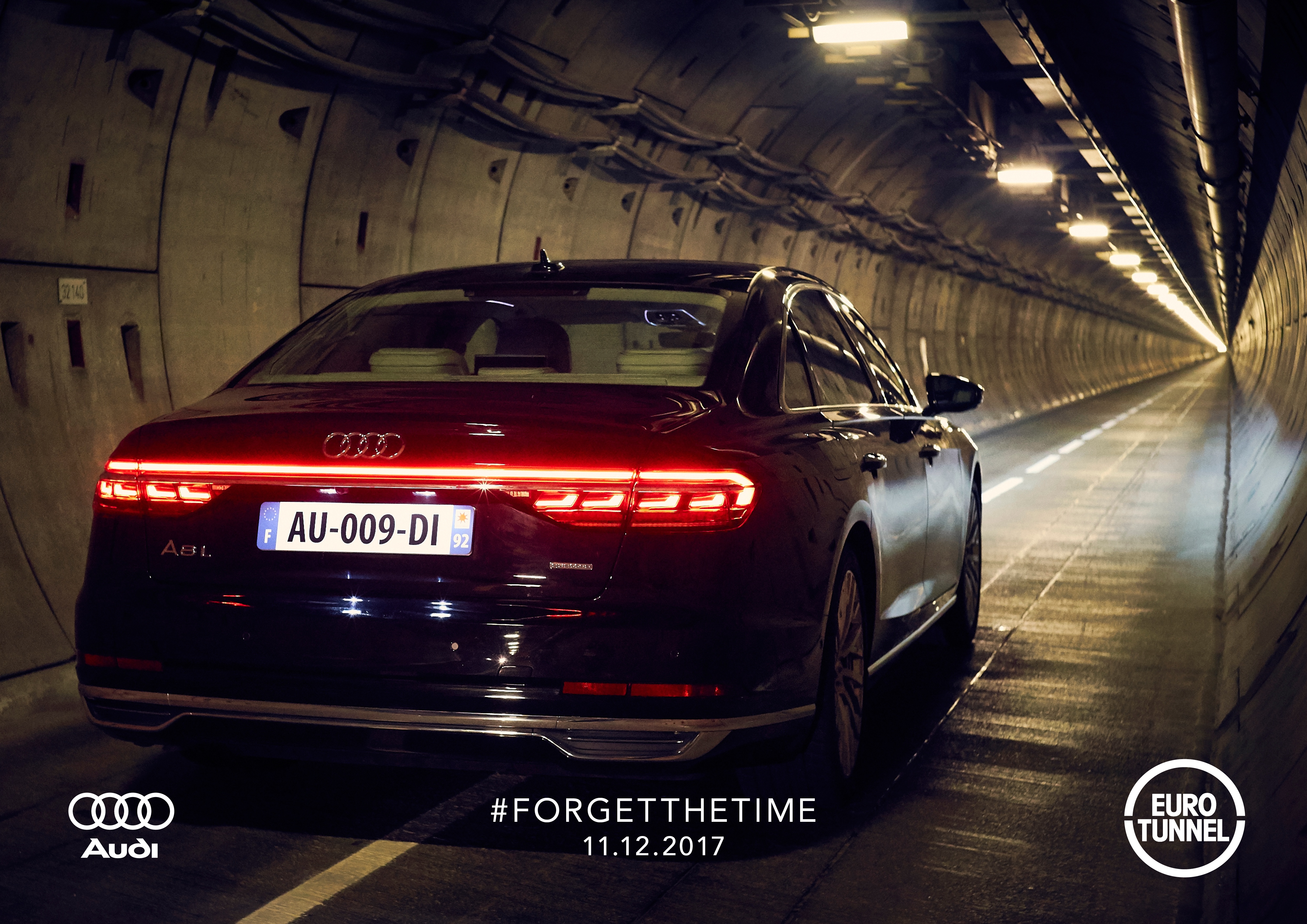 10 Audi A8 traversent la Manche par le Tunnel de service