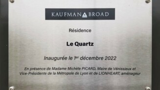 Plaque inauguration Le Quartz.jpg
