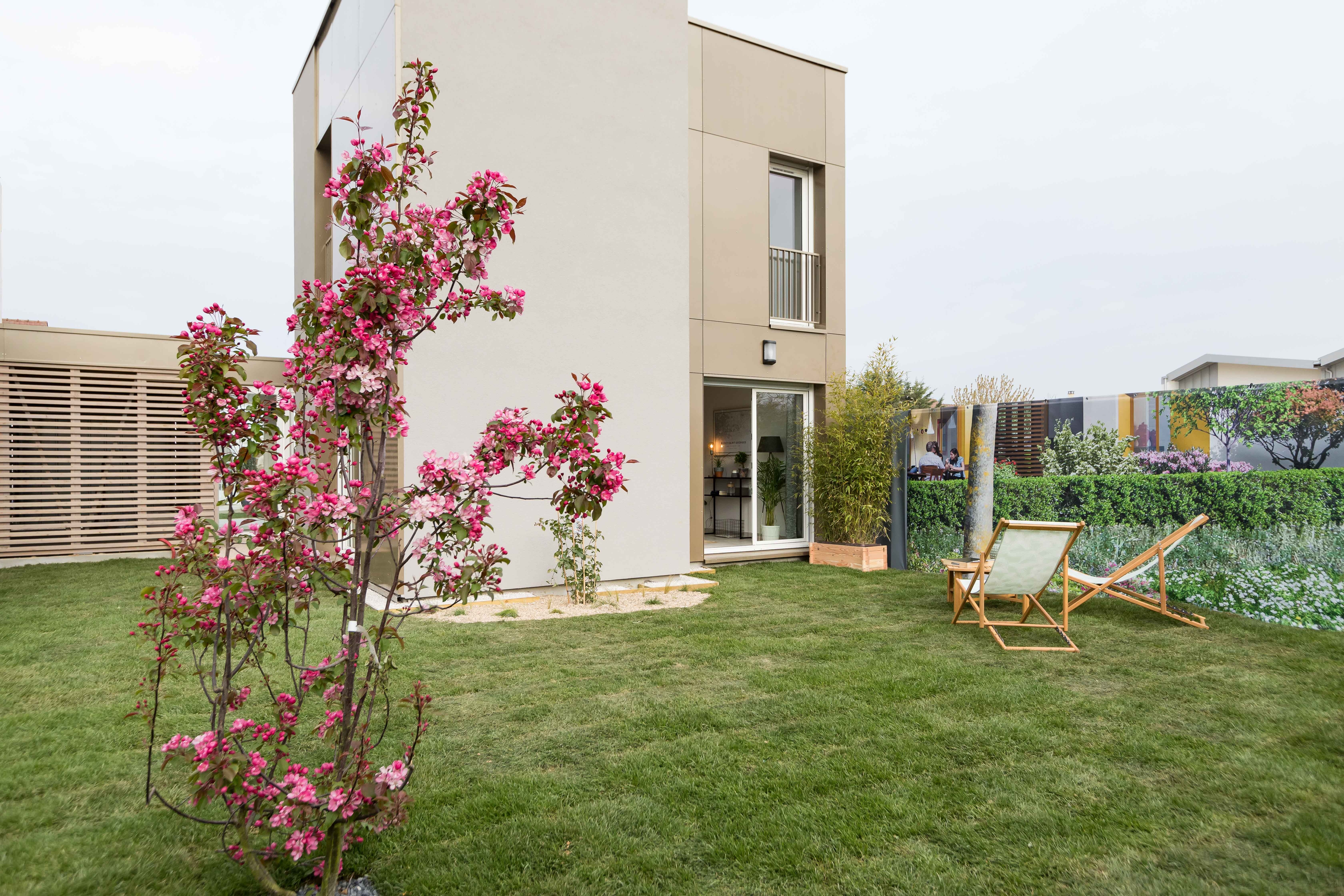 BUSSY-ST-GEORGES - Maison témoin ossature bois - Jardin.jpg