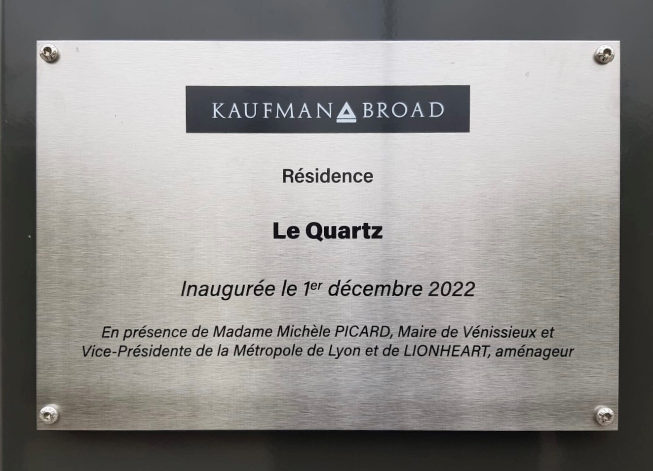 Plaque inauguration Le Quartz.jpg
