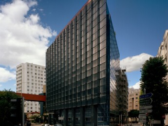Blackpearl La Defense