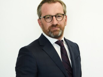 THOMAS DHAINAUT 3.jpg