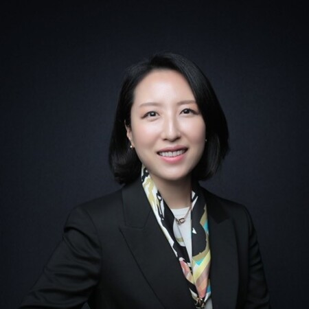 Shawna YANG