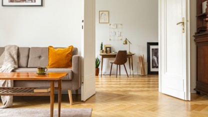 Pour lutter contre les loyers impayés, la phobie administrative et pour pallier la crise du logement,  Qasa propose une solution de gestion locative qui protège le locataire et le propriétaire.