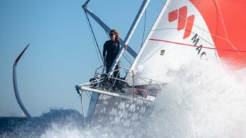 [PHOTO] Isabelle Joschke sur l'IMOCA MACSF -Défi Azimut 2019