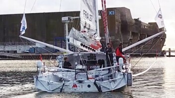 [PHOTO] L'IMOCA MACSF quitte Lorient pour le Havre le 17/10/19