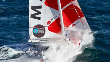 [PHOTO] Transat Jacques Vabre - 1er jour de navigation pour l'IMOCA MACSF