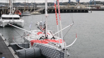 [PHOTO] L'IMOCA MACSF arrêté à Brest le 29 octobre 2019