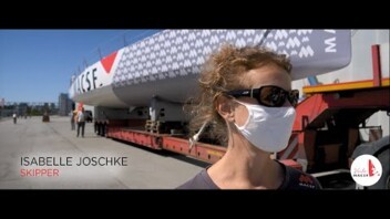 [VIDEO] Mise à l'eau réussie de l'IMOCA MACSF (mai 2020)