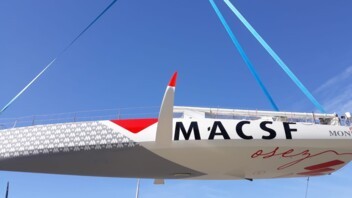 [PHOTO] L'IMOCA MACSF lors de la mise à l'eau 21/05/2020