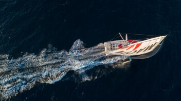 [PHOTO] L'IMOCA MACSF vue drone