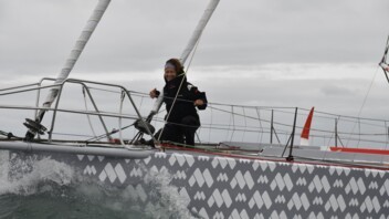 [PHOTO] Isabelle Joschke au départ de la Vendée-Arctique-Sables d'Olonne