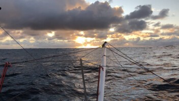 [PHOTO] A bord de MACSF sur le Vendée Globe 2020