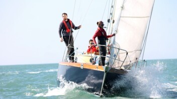 [PHOTO] Un équipage d'étudiants lors du Défi des Midships 2019