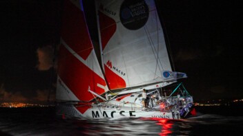 [PHOTO] L'IMOCA MACSF en approche de la ligne d'arrivée de la Transat Jacques Vabre 2021