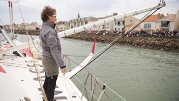 [PHOTO] Isabelle Joschke dans le mythique chenal des Sables d'Olonne