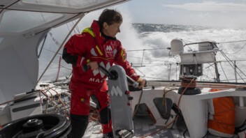 [PHOTO] Isabelle Joschke tournée vers la Route du Rhum