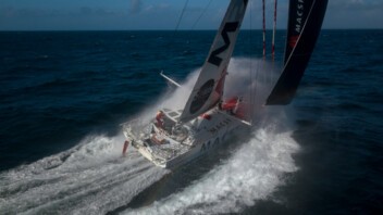 [PHOTO] L'IMOCA MACSF fin prêt pour le Défi Azimut