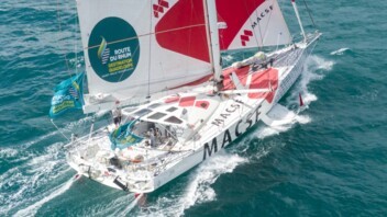 [PHOTO] L'IMOCA MACSF à son arrivée en Guadeloupe