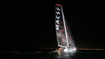 [PHOTO] L'IMOCA MACSF au passage de la ligne d'arrivée du Vendée Globe 2024-2025