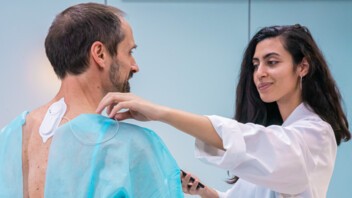 [PHOTO] RDS  : le patch connecté de monitorage du patient à distance