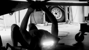 IMOCA MACSF en chantier