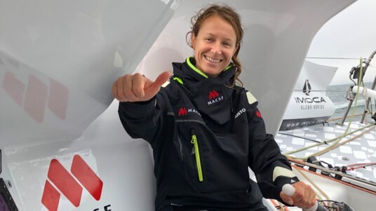 [PHOTO] Isabelle Joschke à l'arrivée des 48h du Défi Azimut 2019