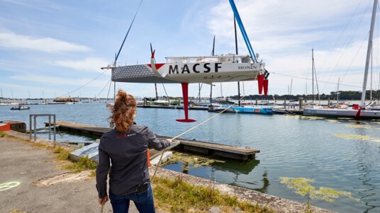 [PHOTO] Mise à l'eau IMOCA MACSF