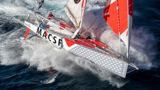 [PHOTO] L'IMOCA MACSF en navigation