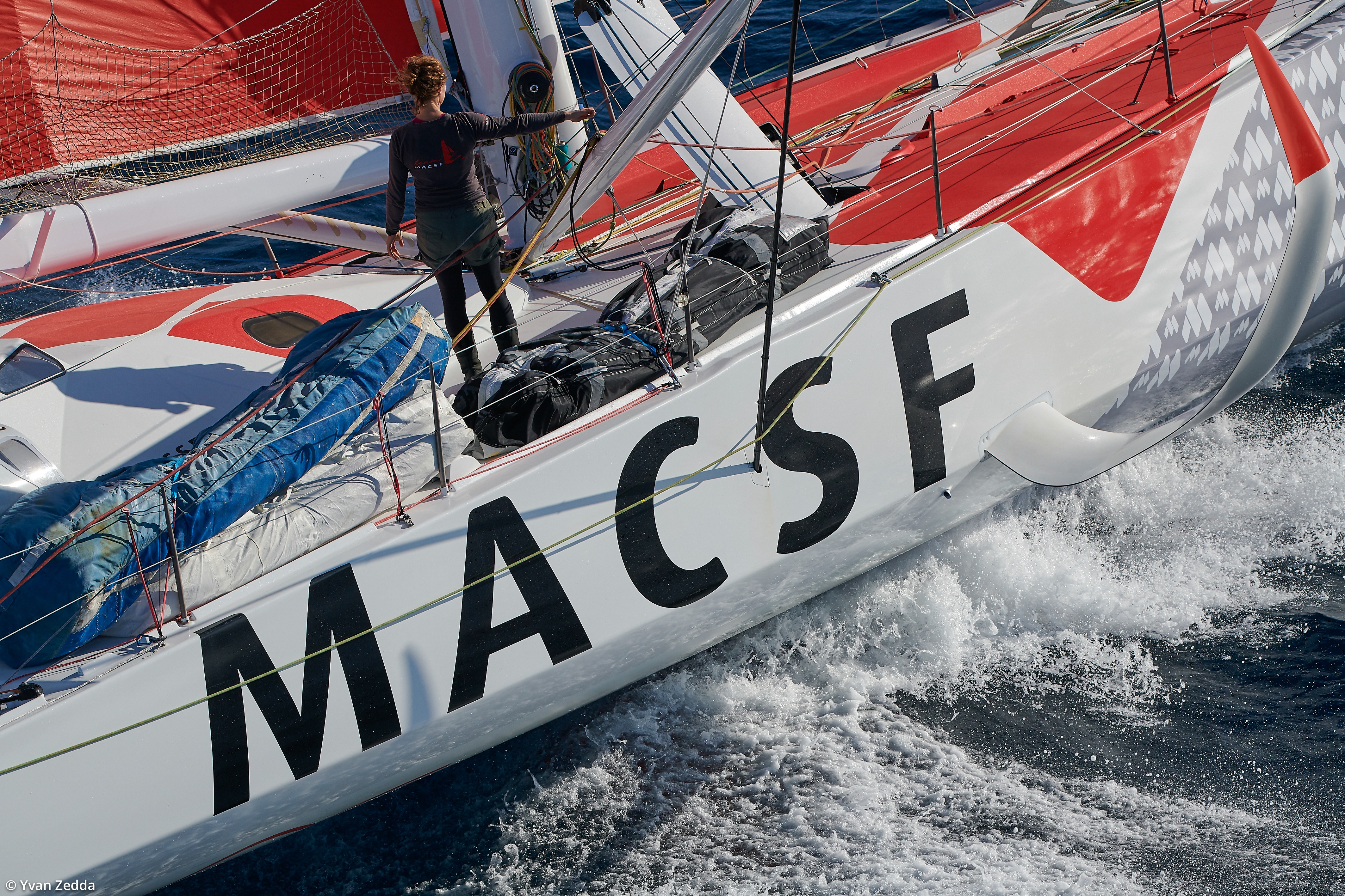 [PHOTO] Isabelle Joschke prête pour le départ de son premier Vendée Globe