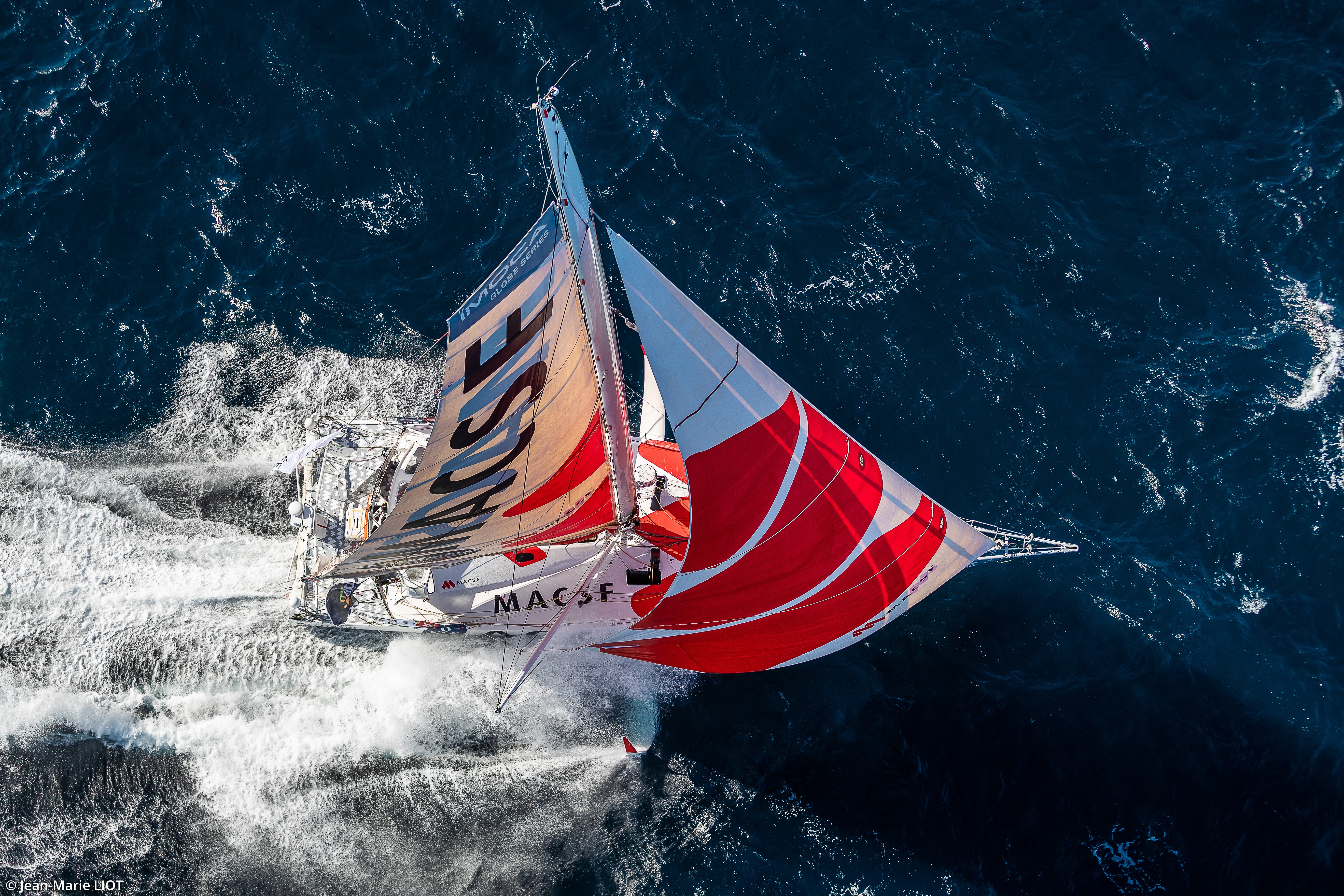 [PHOTO] L'IMOCA MACSF prêt pour le départ