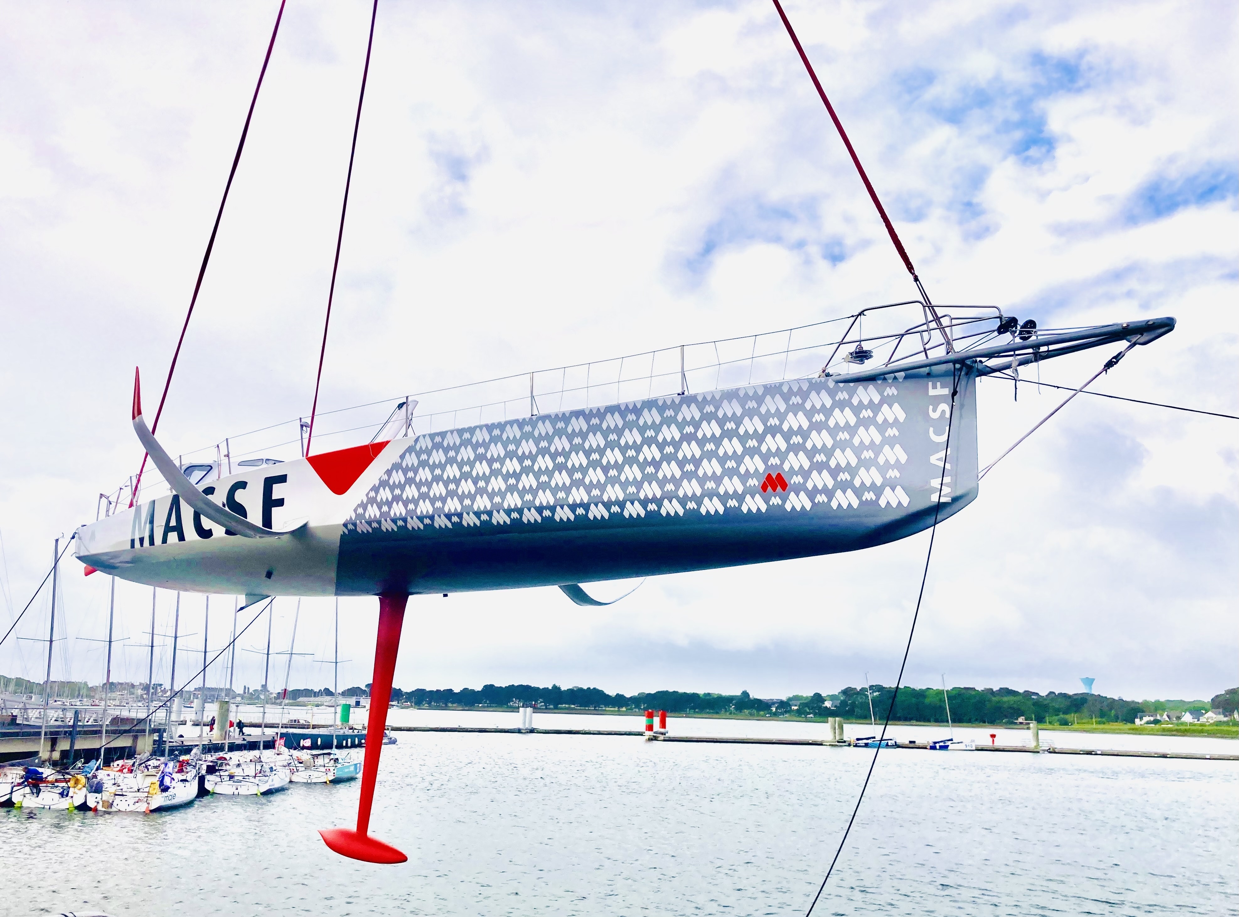 [PHOTO] L'IMOCA MACSF prêt à retrouver son élément