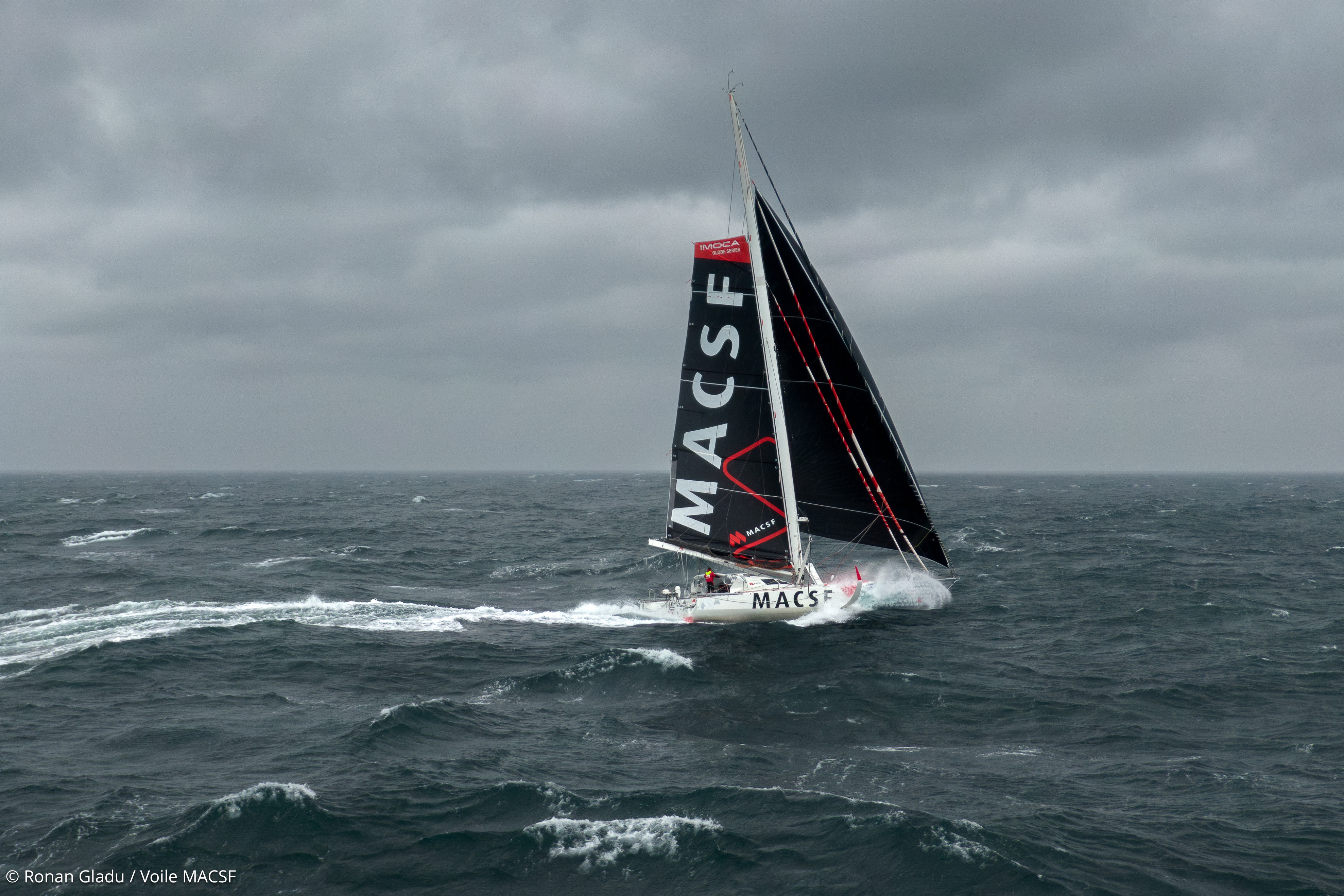 [PHOTO] L'IMOCA MACSF prêt à affronter un nouveau Vendée Globe