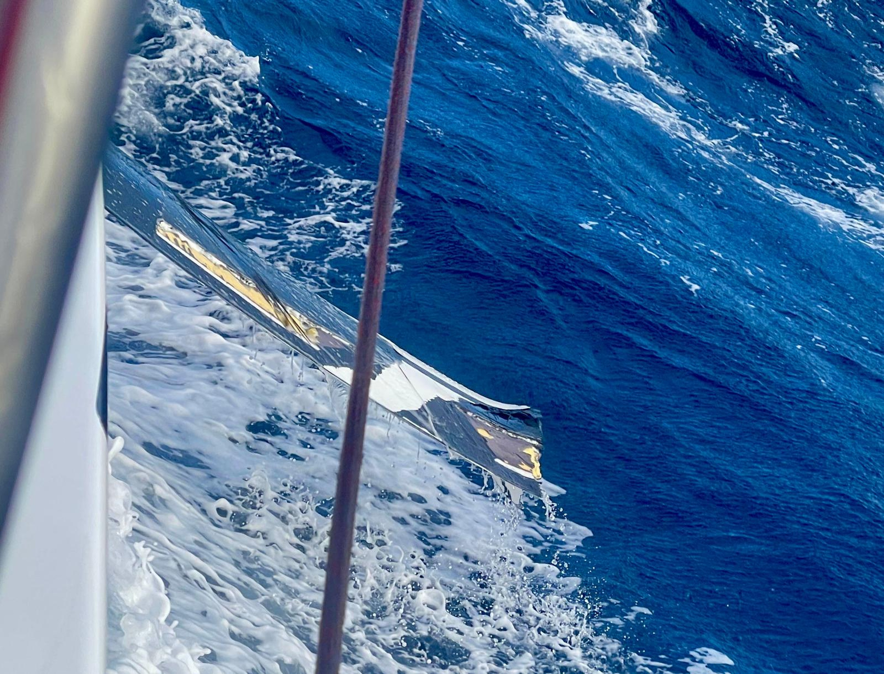 [PHOTO] Foil tribord cassé pour l'IMOCA MACSF
