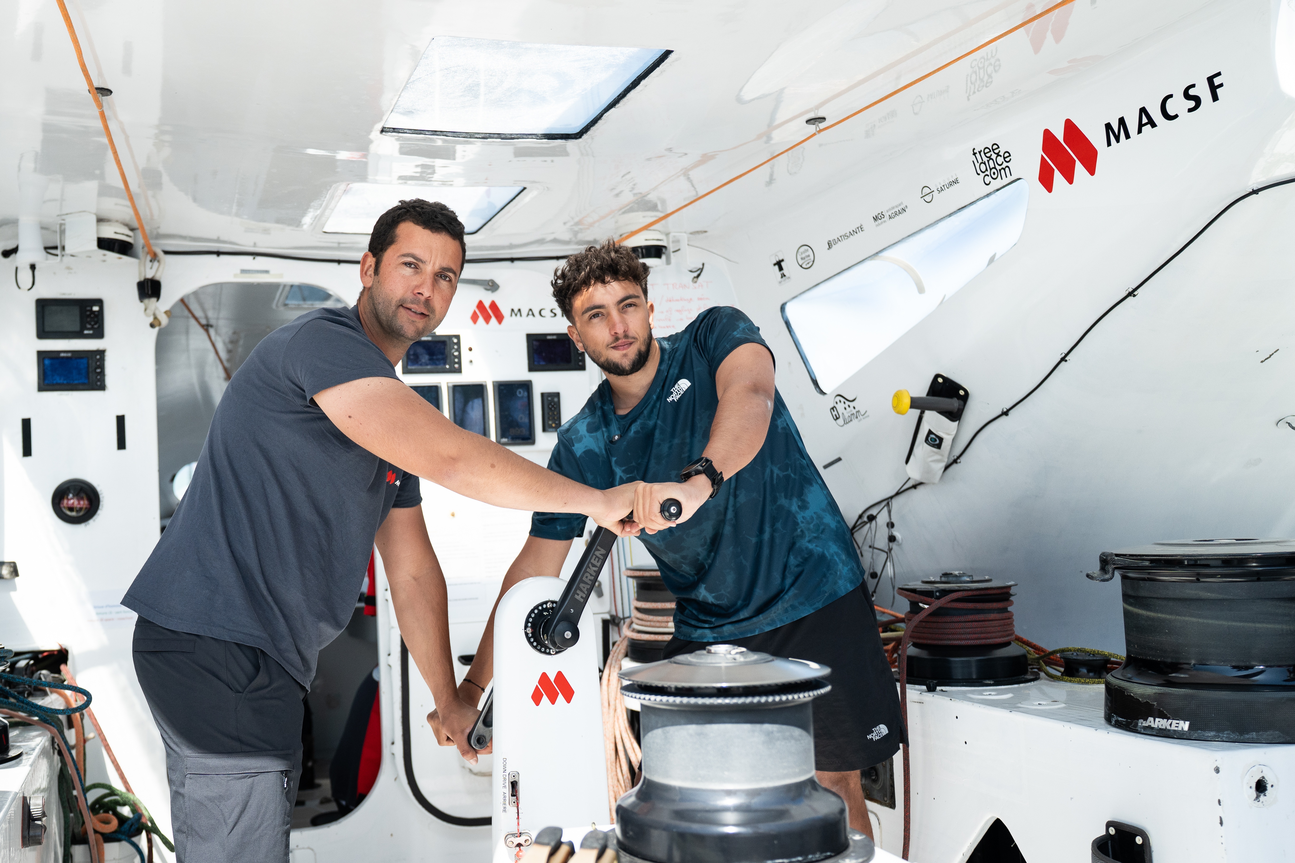 [PHOTO] Guirec Soudée et Inoxtag naviguent sur l'Ultim MACSF
