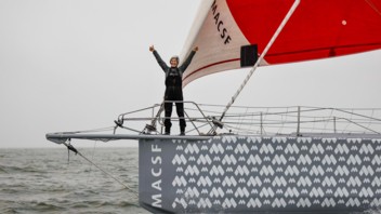 [RETOUR À LA BASE] Isabelle Joschke, 9e à Lorient : la Transat de la maturité