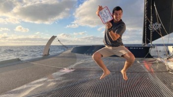 Passage du Cap Leeuwin :  une première historique en multicoque pour Guirec Soudée !