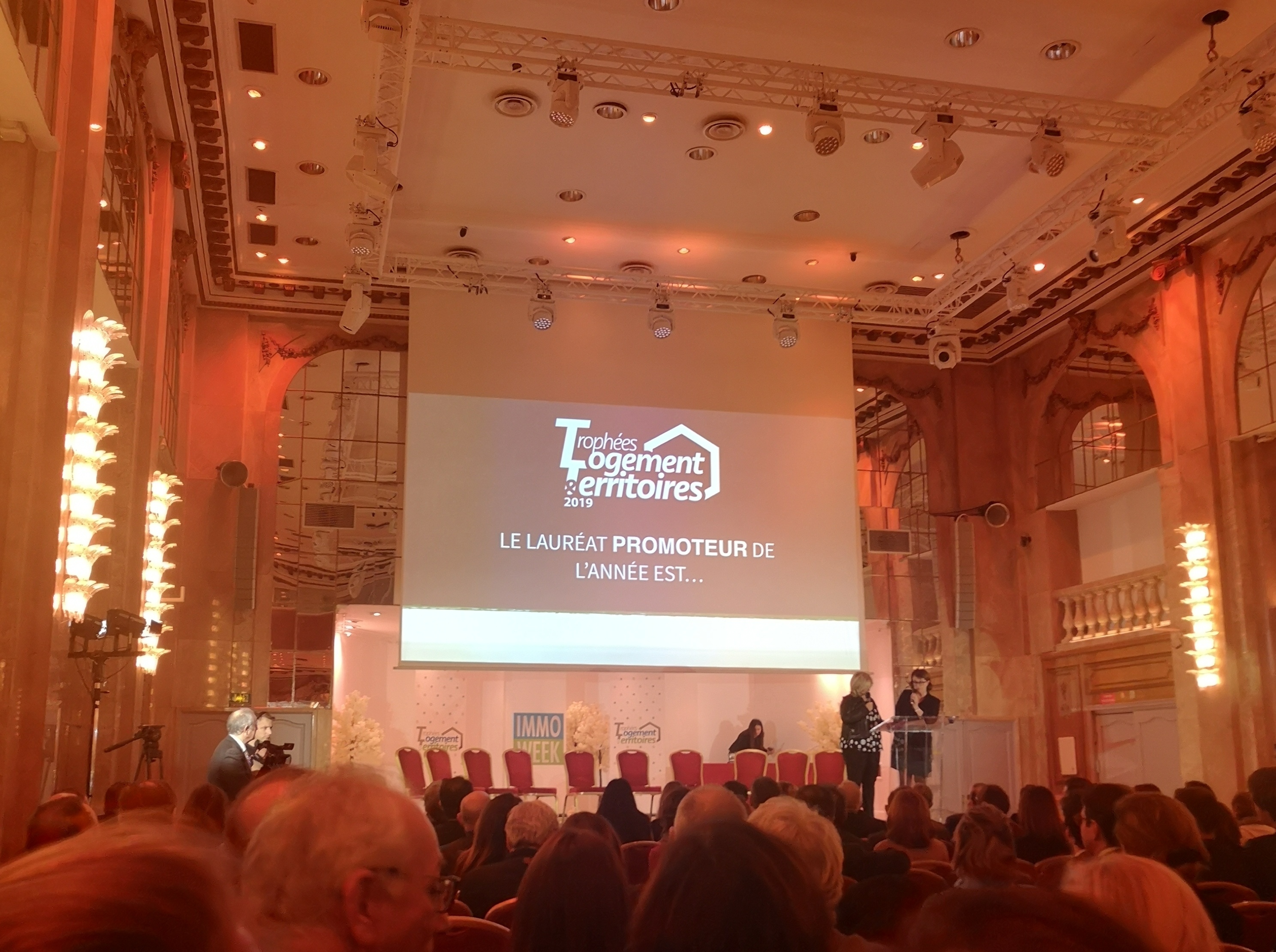HELEN ROMANO, ÉLUE « PROMOTEUR DE L’ANNÉE  2019 » AUX 10ÈMES TROPHÉES LOGEMENT & TERRITOIRES