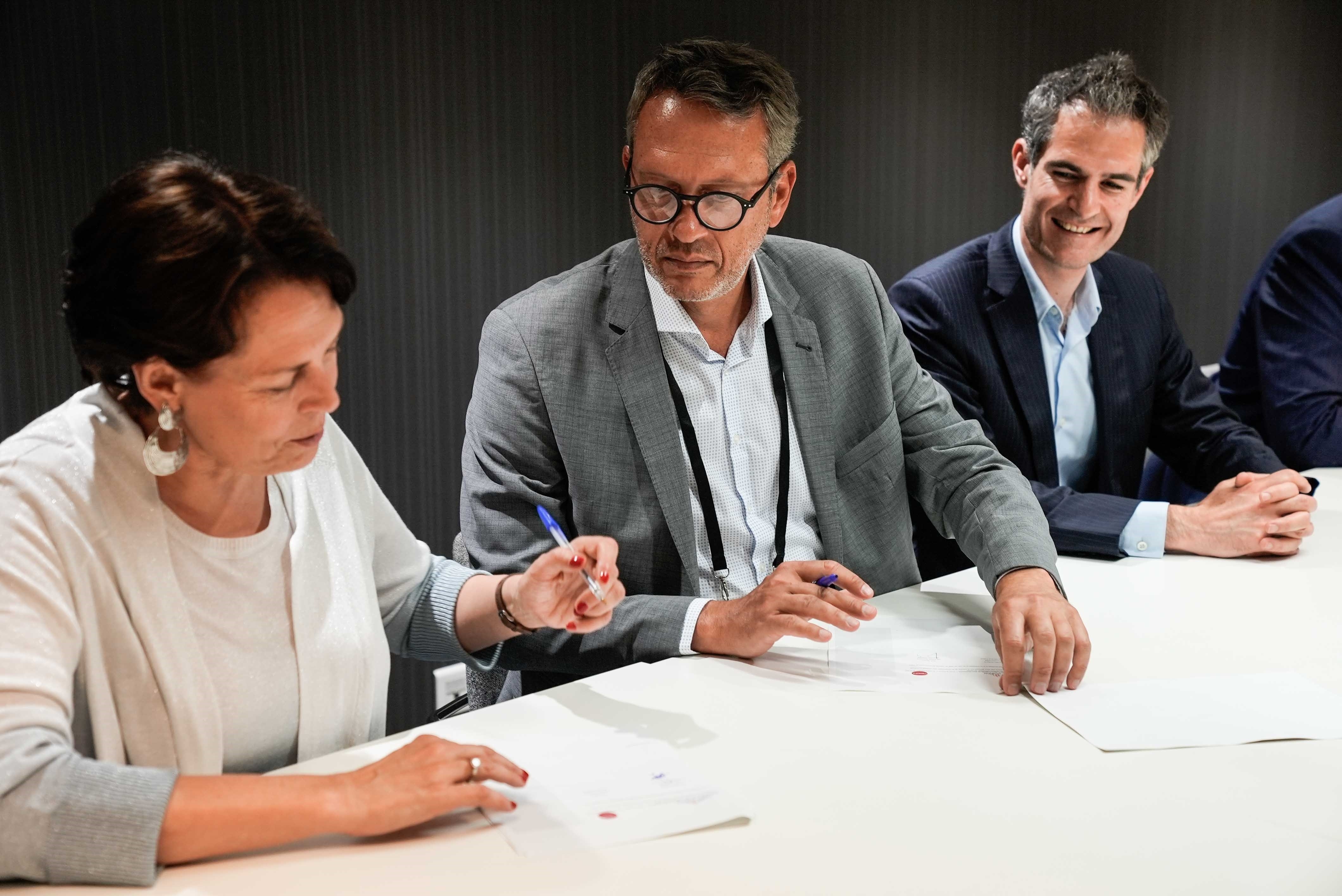 Photo signature_Saint-Gobain_Nexity.jpg