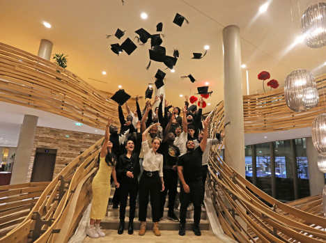 Remise de diplômes chez Nexity : 23 jeunes célébrés pour leur parcours avec l’association Impulsion 75