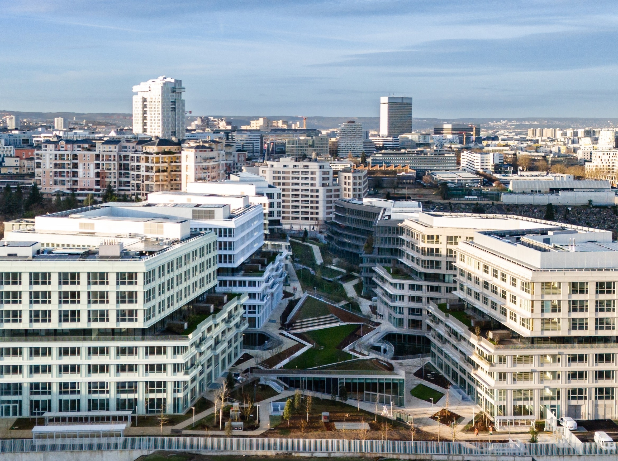 Réalisé par Nexity Entreprises le Campus « Harmony », siège Monde du Groupe Engie est finaliste des Grands Prix du SIMI 2025