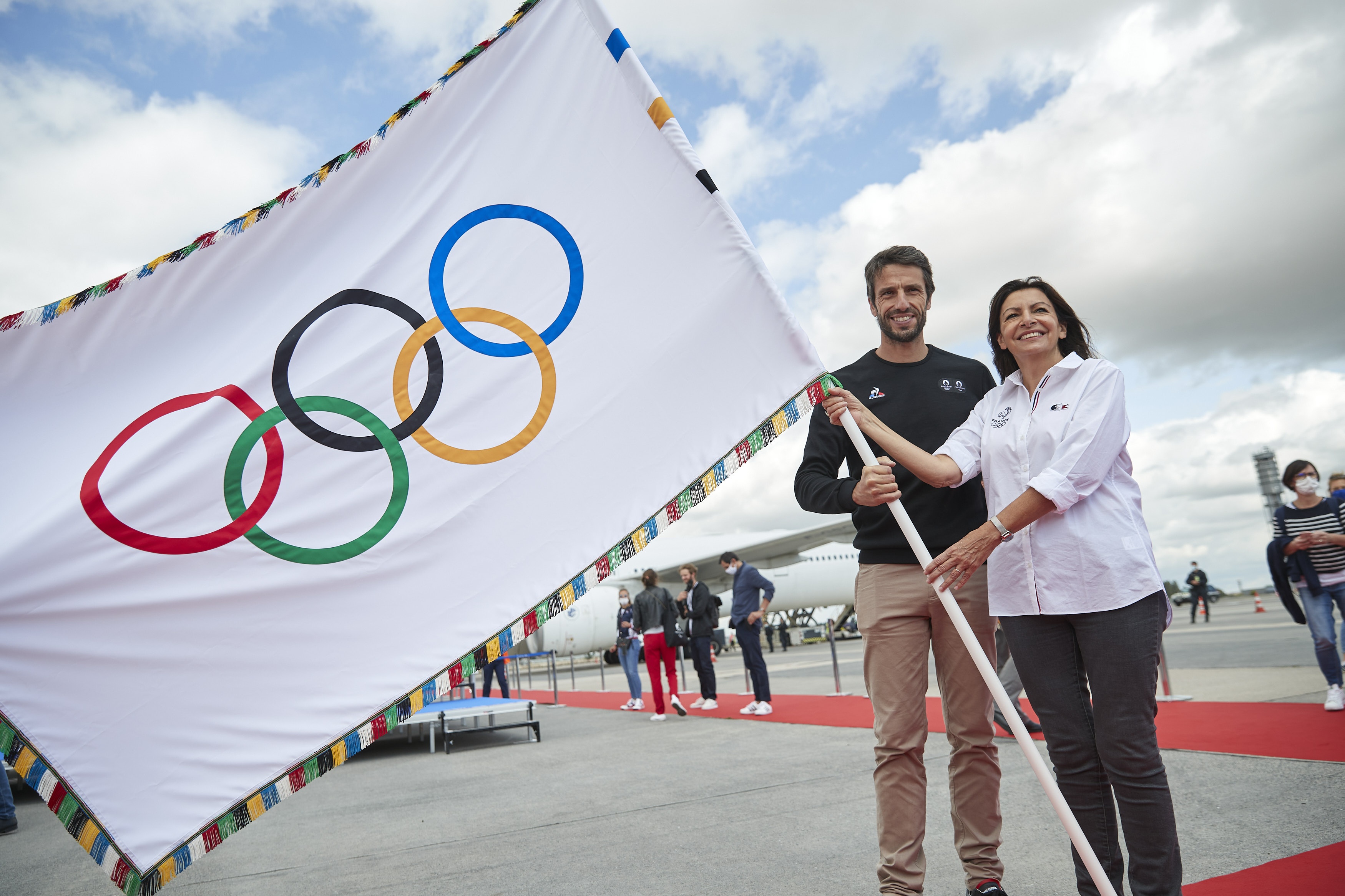Retour des athlètes et du drapeau olympique © Jérémy Josselin - Black Deer